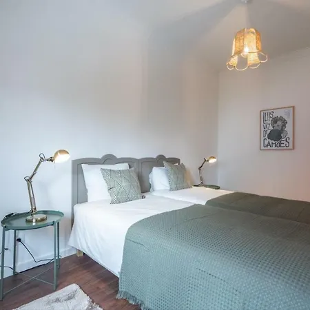 Apartment Akicity Rato Hemel